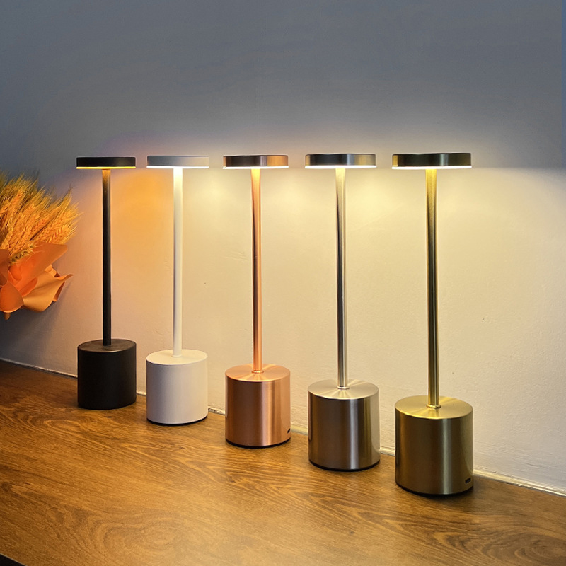 Luxury Modern Portable Table Led Light Rechargeable Cordless Desk Lamp for Hotel Restaurant Bedroom Battery Metal Aluminum