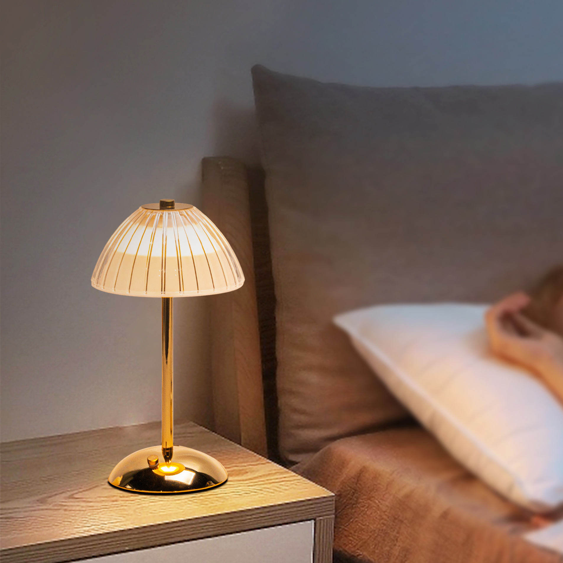 Mushroom Restaurant Bar Led Table Lamp Home Decor Luxury Desk Rechargeable Metal Crystal Dimmable